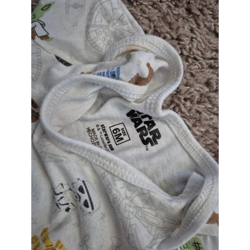 Starwars 3 piece bundle size 6-9 months